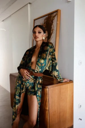 JENNIFER KIMONO 5